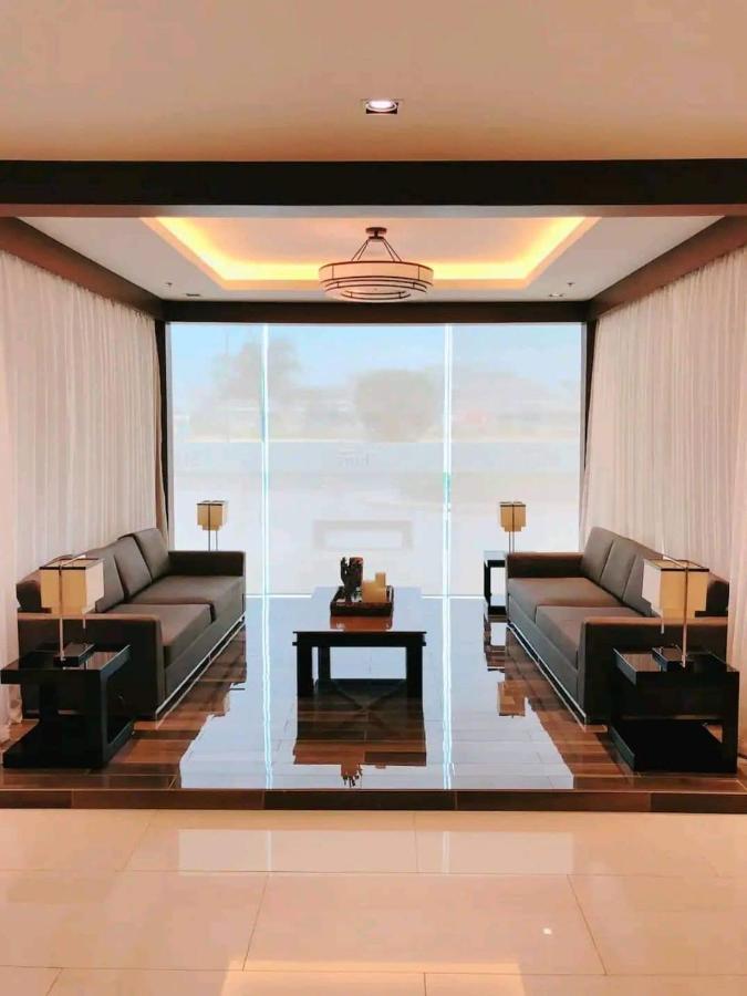 Sabina'S One Bedroom Condo At Shore Tower C Manila Exterior photo